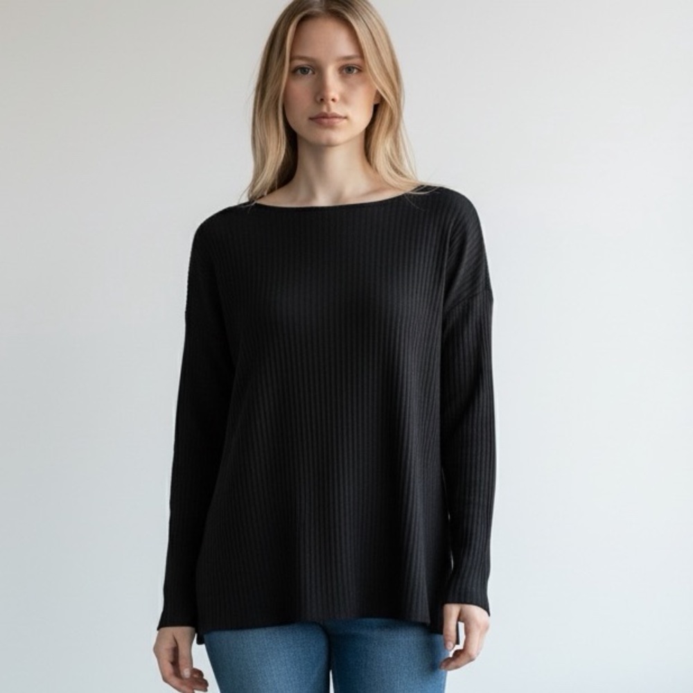 Eileen Fisher Black Boxy Wool Blend Top - Size Small